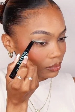 Eye Makeup Tips